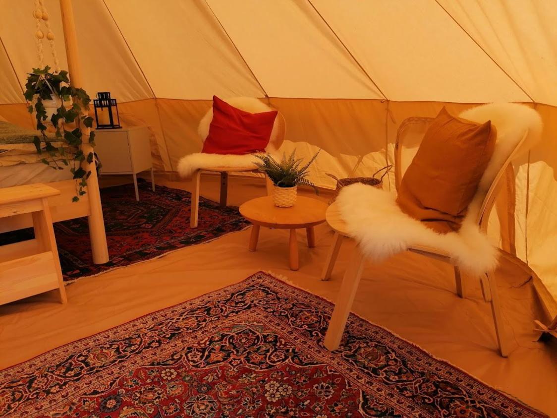 Guesthouse Gjoel Gjøl Eksteriør billede